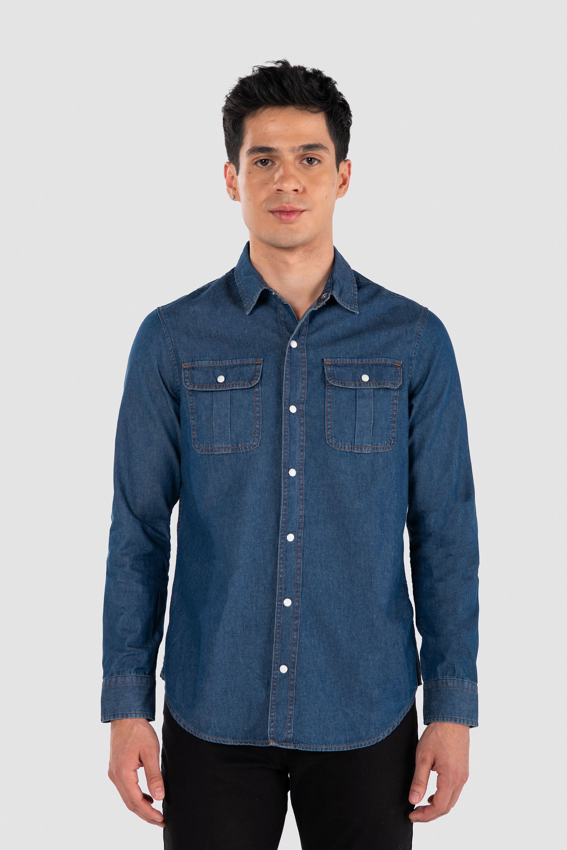 Camisa azul mezclilla hombre sale